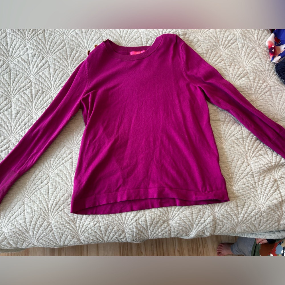 Like new Lilly Pulitzer morgen sweater in plum / purple